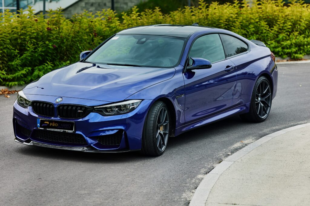 BMW M4 CS